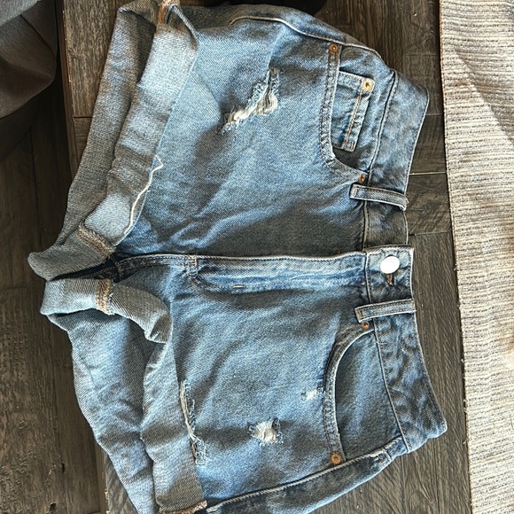 Garage DENIM Mom Shorts - Picture 1 of 2